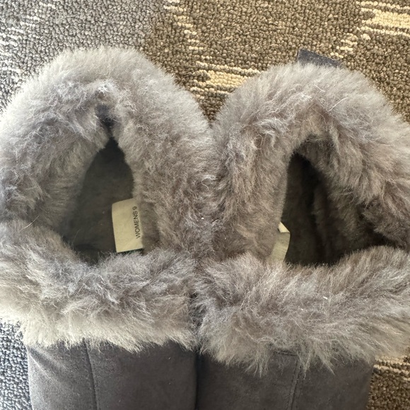 Overland Gray Women's Fur-Lined Slippers | Rubber Sole For Outdoors - Picture 2 of 8
